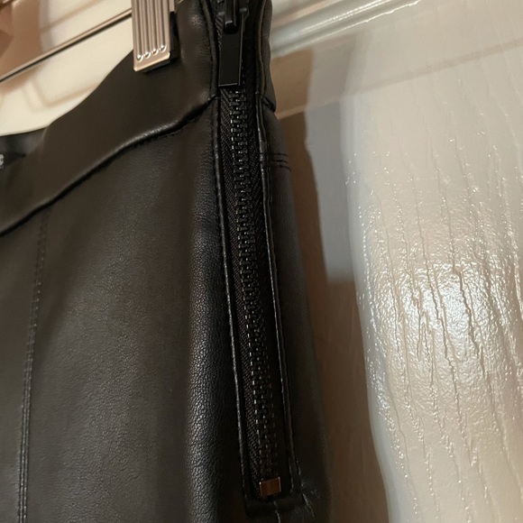 High waisted Zara leggings with side zip - Picture 2 of 4